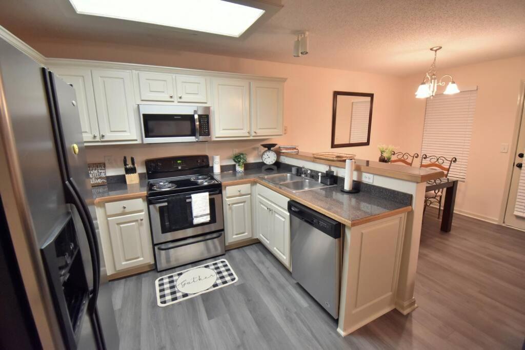 Cozy Renovated Winder Townhouse Traveller Awards 2025 Winner المظهر الخارجي الصورة