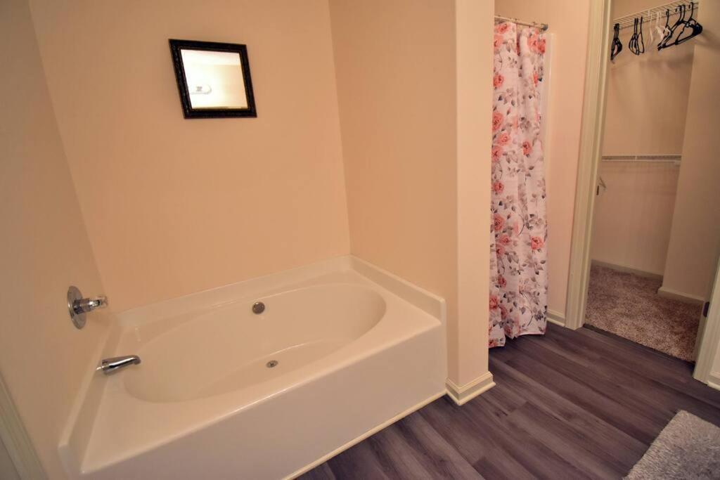 Cozy Renovated Winder Townhouse Traveller Awards 2025 Winner المظهر الخارجي الصورة