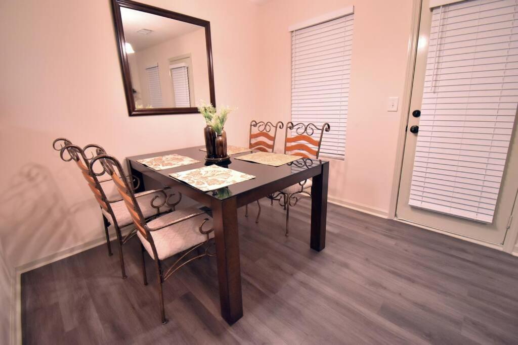 Cozy Renovated Winder Townhouse Traveller Awards 2025 Winner المظهر الخارجي الصورة
